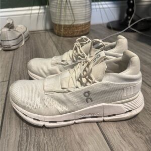 On Running Women’s Cloudtec Sneakers